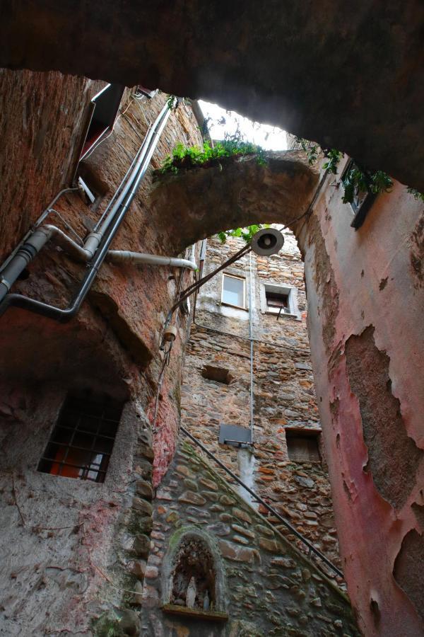 La Casa Degli Alberi Villa Dolceacqua Exterior photo